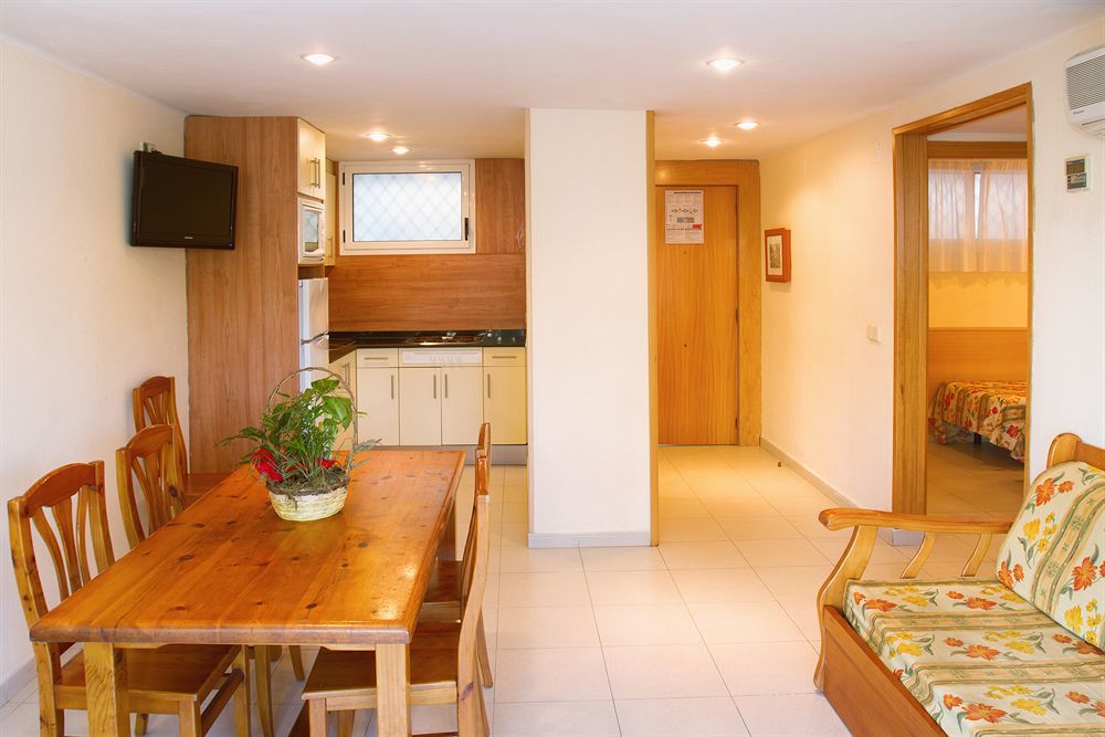 Apartamentos Los Peces Rentalmar Салоу Экстерьер фото